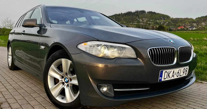 BMW Seria 5 cena 72000 przebieg: 278000, rok produkcji 2013 z Pionki małe 781